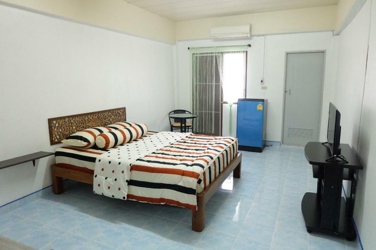 Arm Mansion Aparthotel Банкок Екстериор снимка
