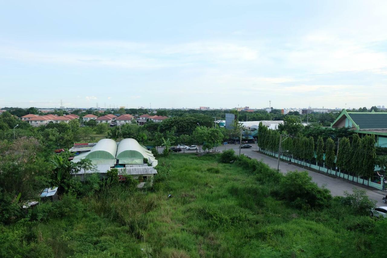 Arm Mansion Aparthotel Банкок Екстериор снимка